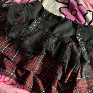 HotTopic Plaid pink skirt size XL